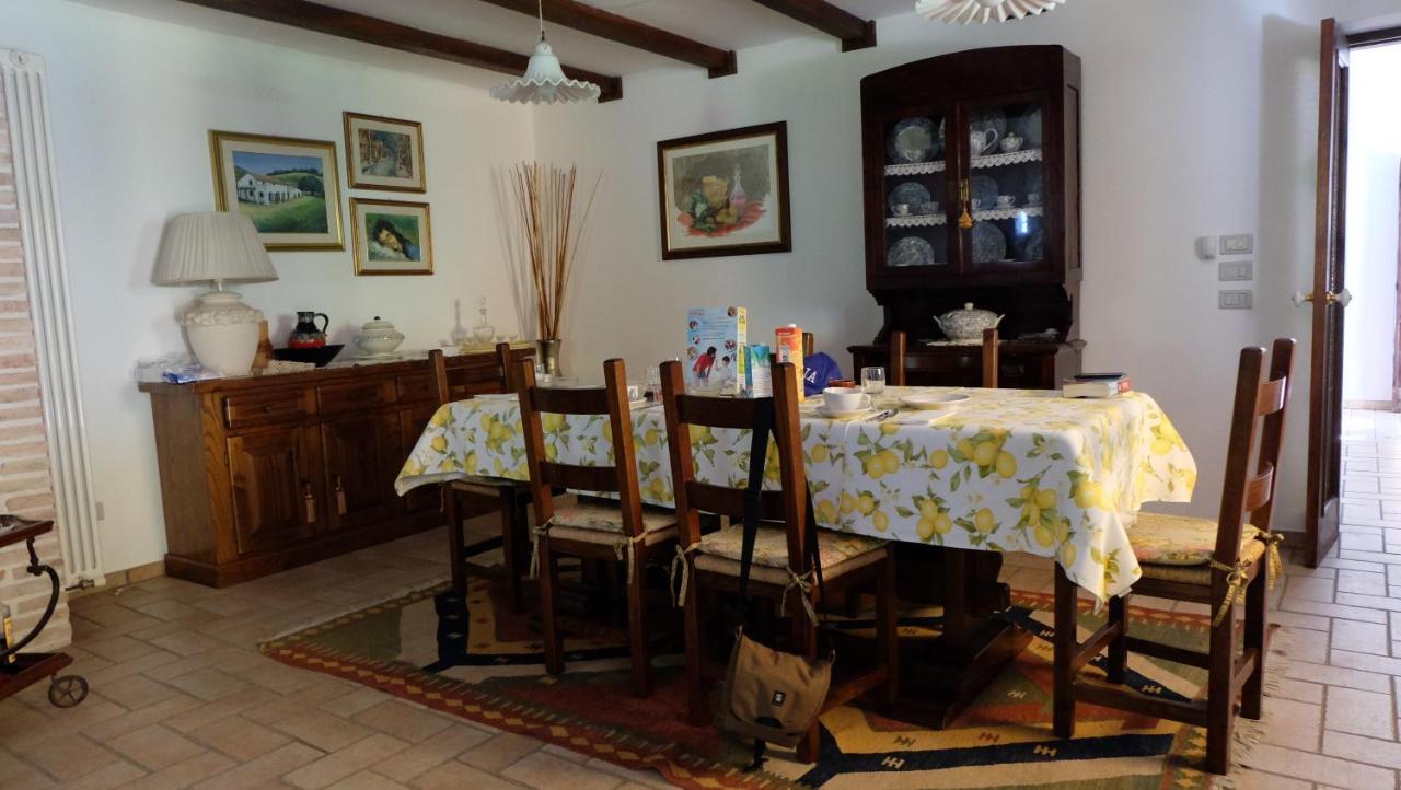 B&B Salvarosa Fano Luaran gambar
